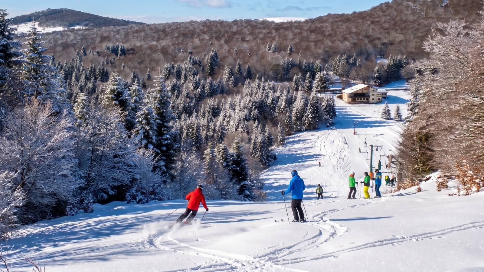 Station de ski de Laguiole-La Source sous la neige